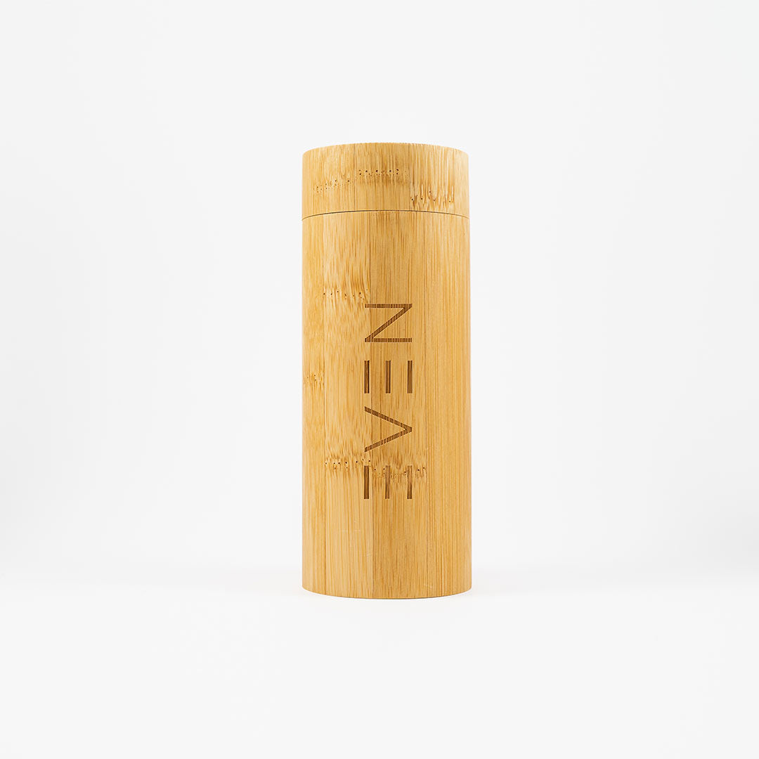 Bamboo case with lid