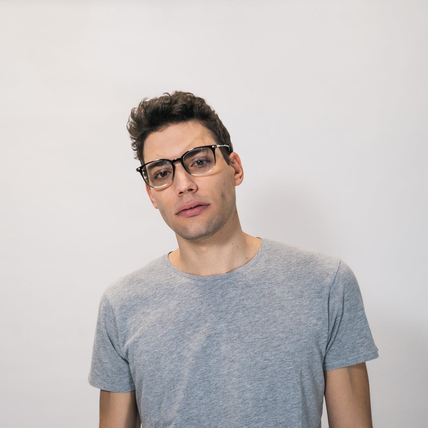blue light glasses-gradient frame from black to transparent - square shape