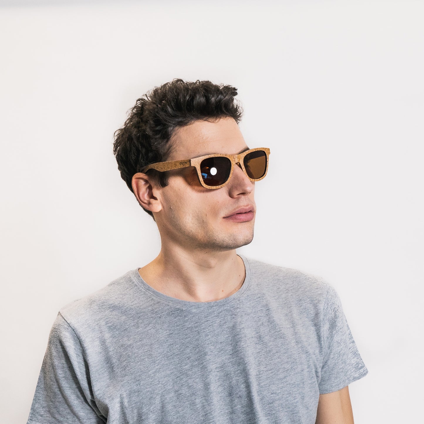 Sunglasses with UV protection - CORKIO