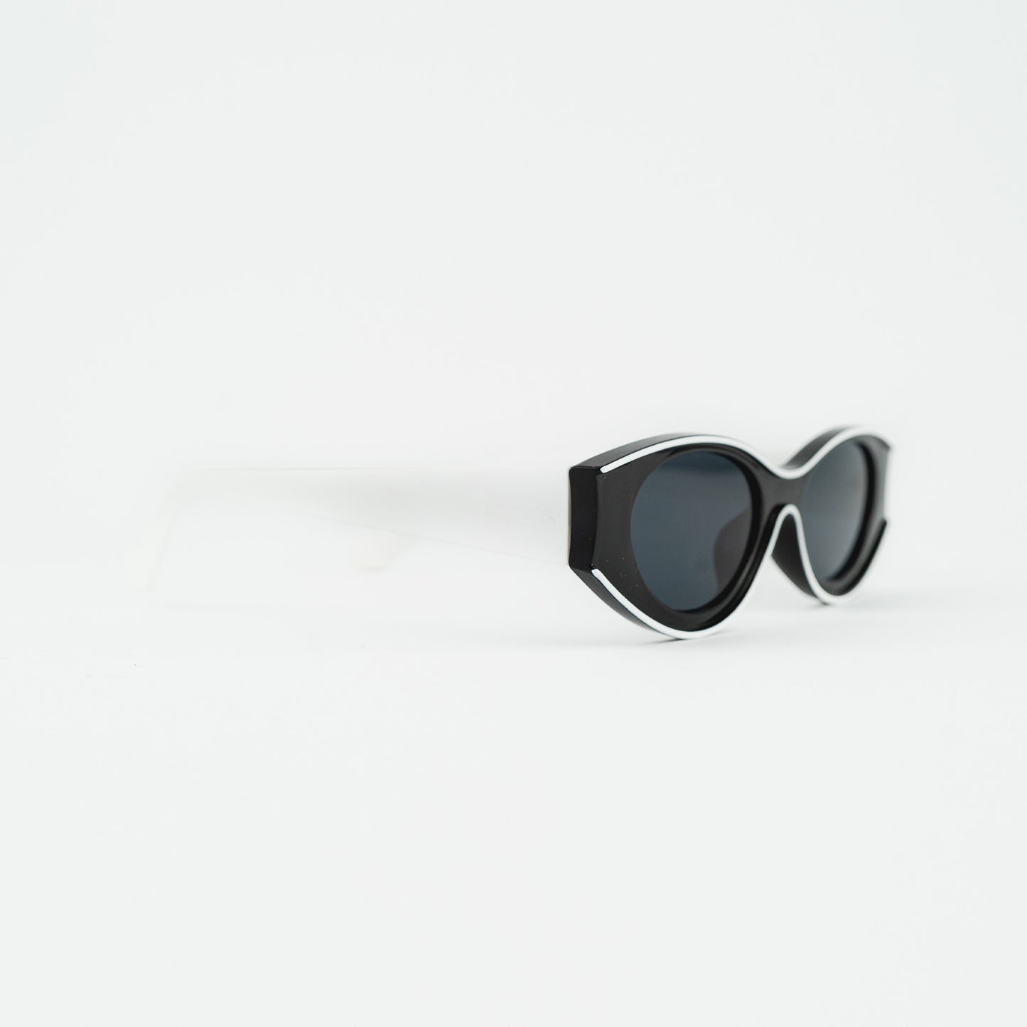 Sunglasses with UV protection - FROGI