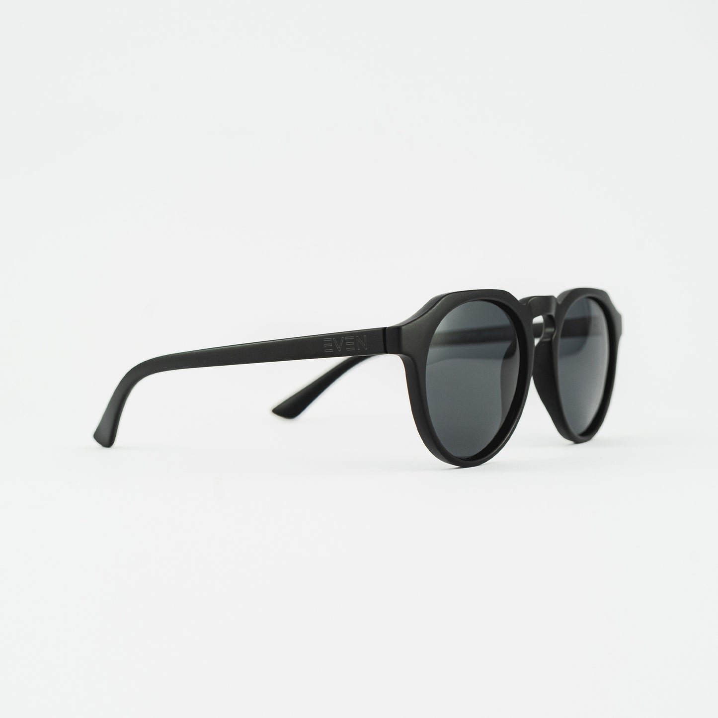 Sunglasses with UV protection - GUARDIAN