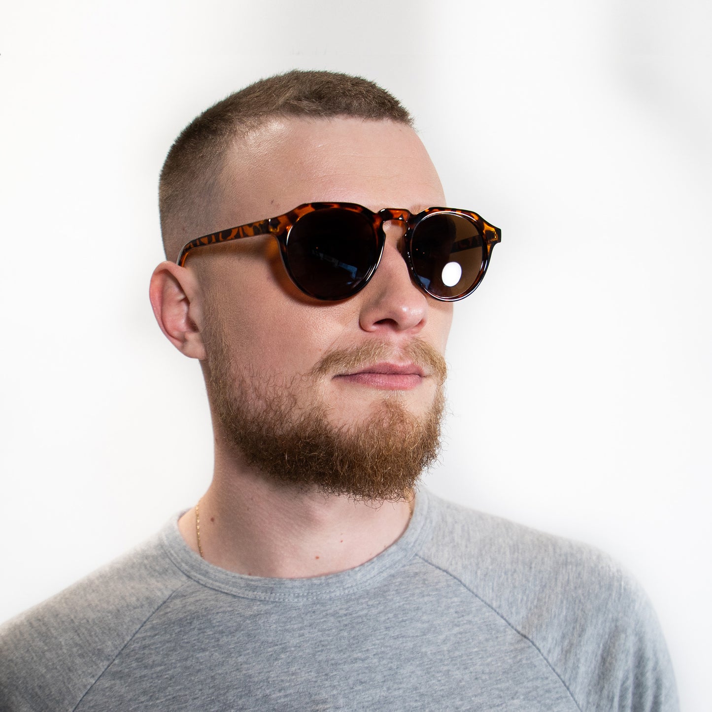 Sunglasses with UV protection - GUARDIAN