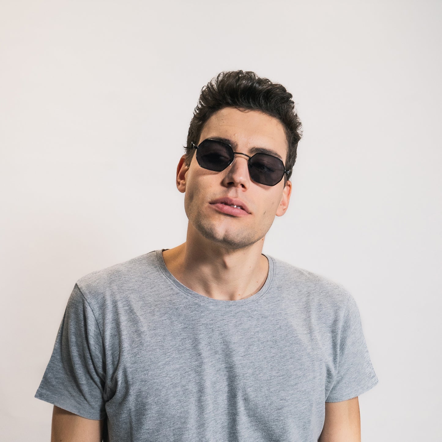 Sunglasses with UV protection - OKTA