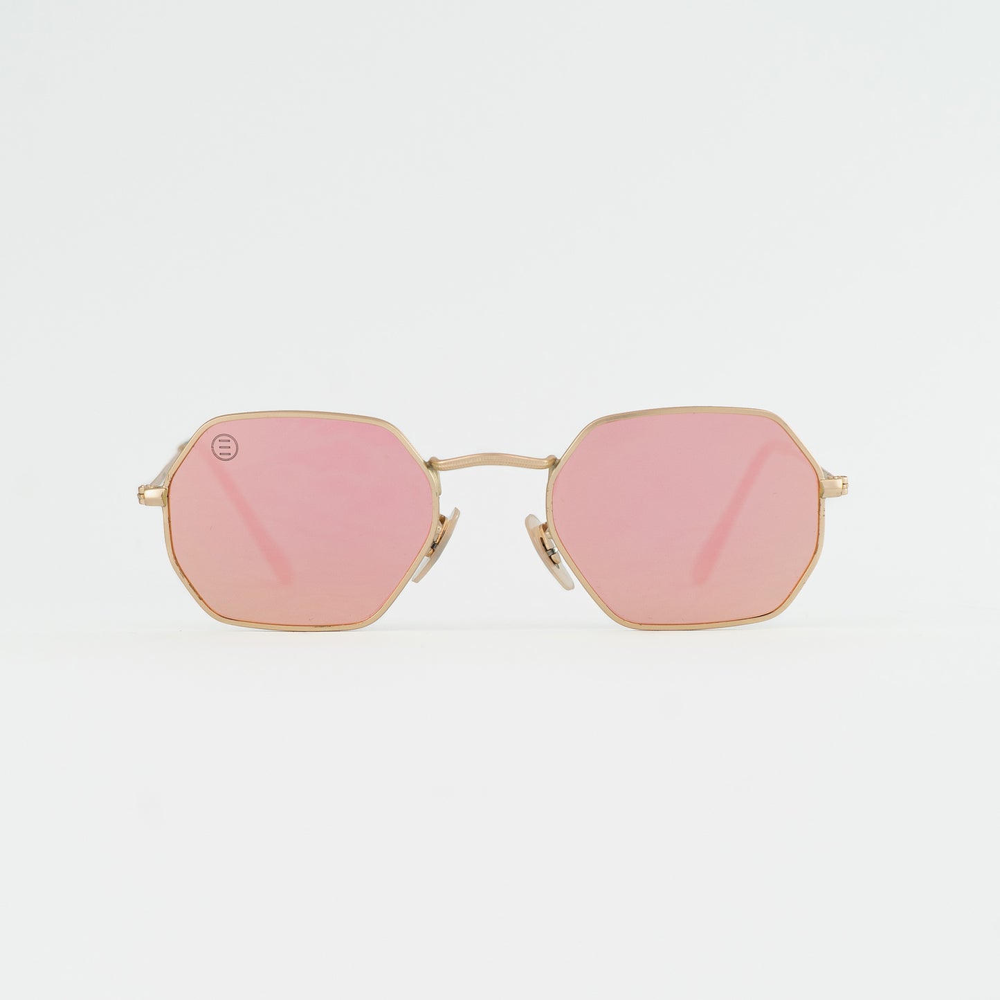 Sunglasses with UV protection - OKTA
