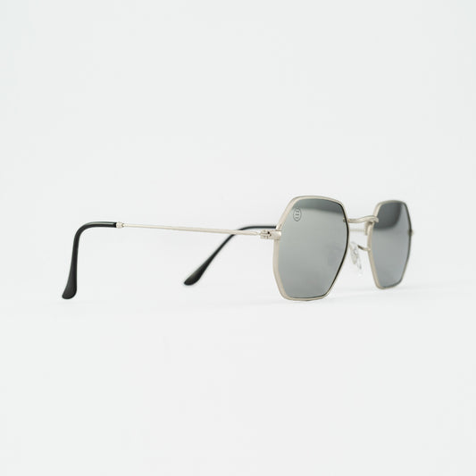 Sunglasses with UV protection - OKTA