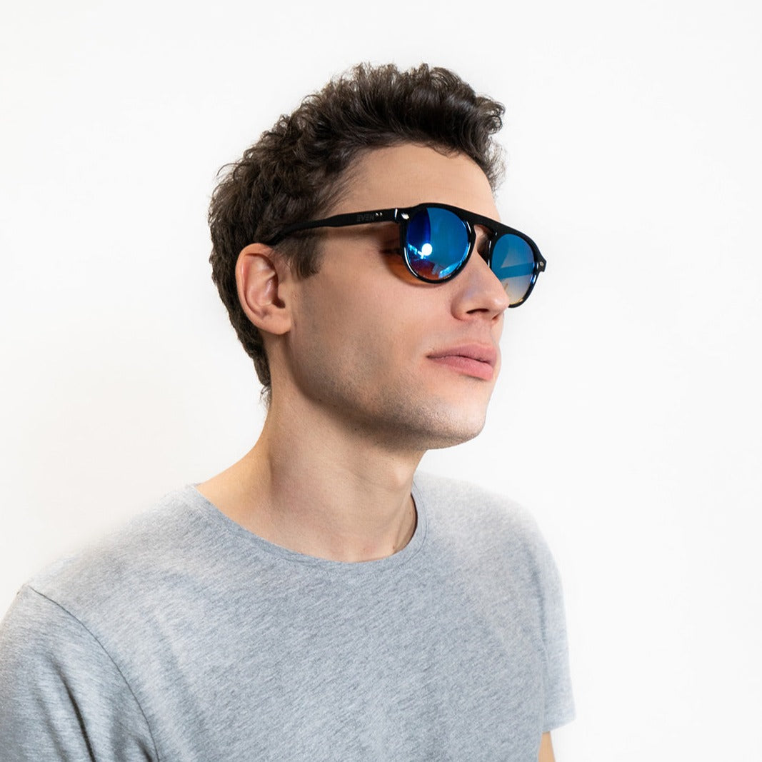 Sunglasses with UV protection - SPACE