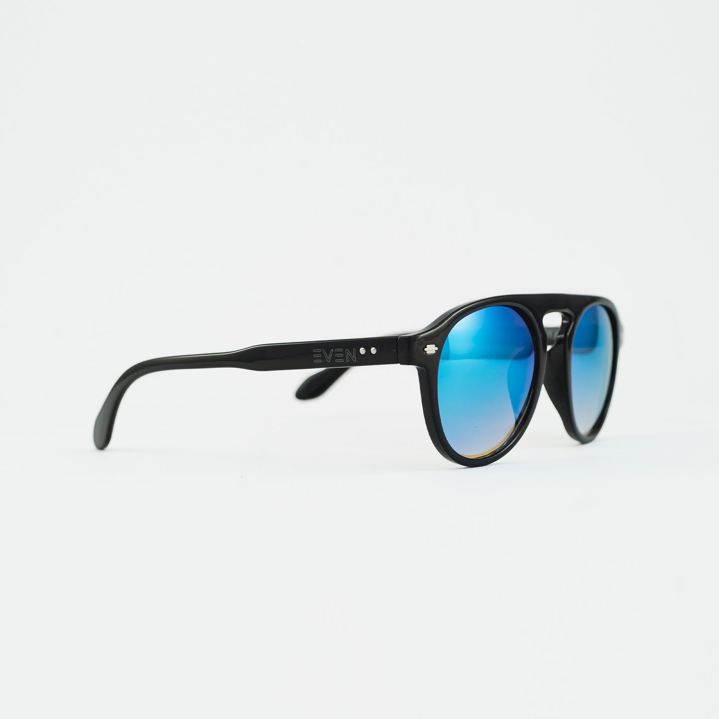 Sunglasses with UV protection - SPACE