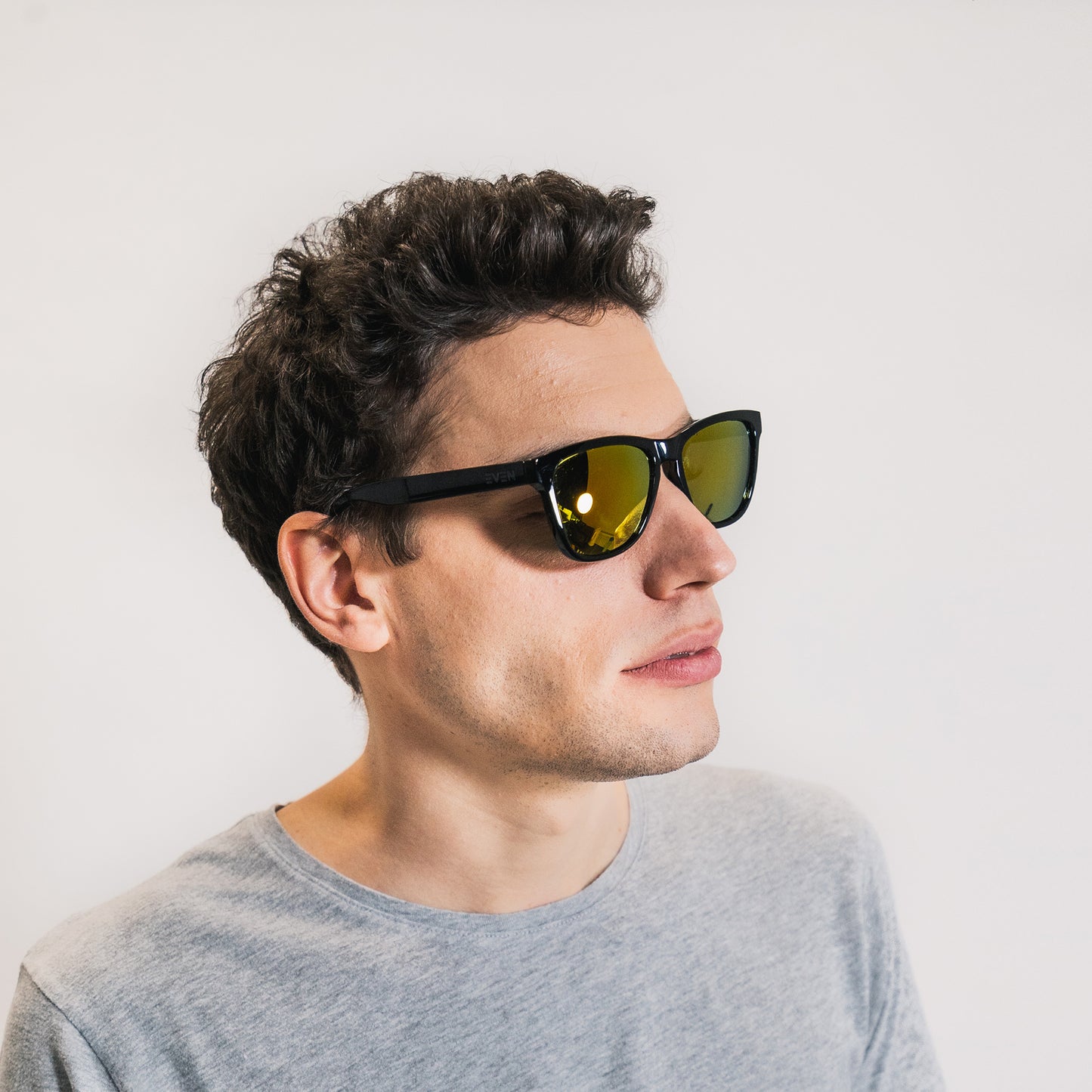 Sunglasses with UV protection - VIMECHO