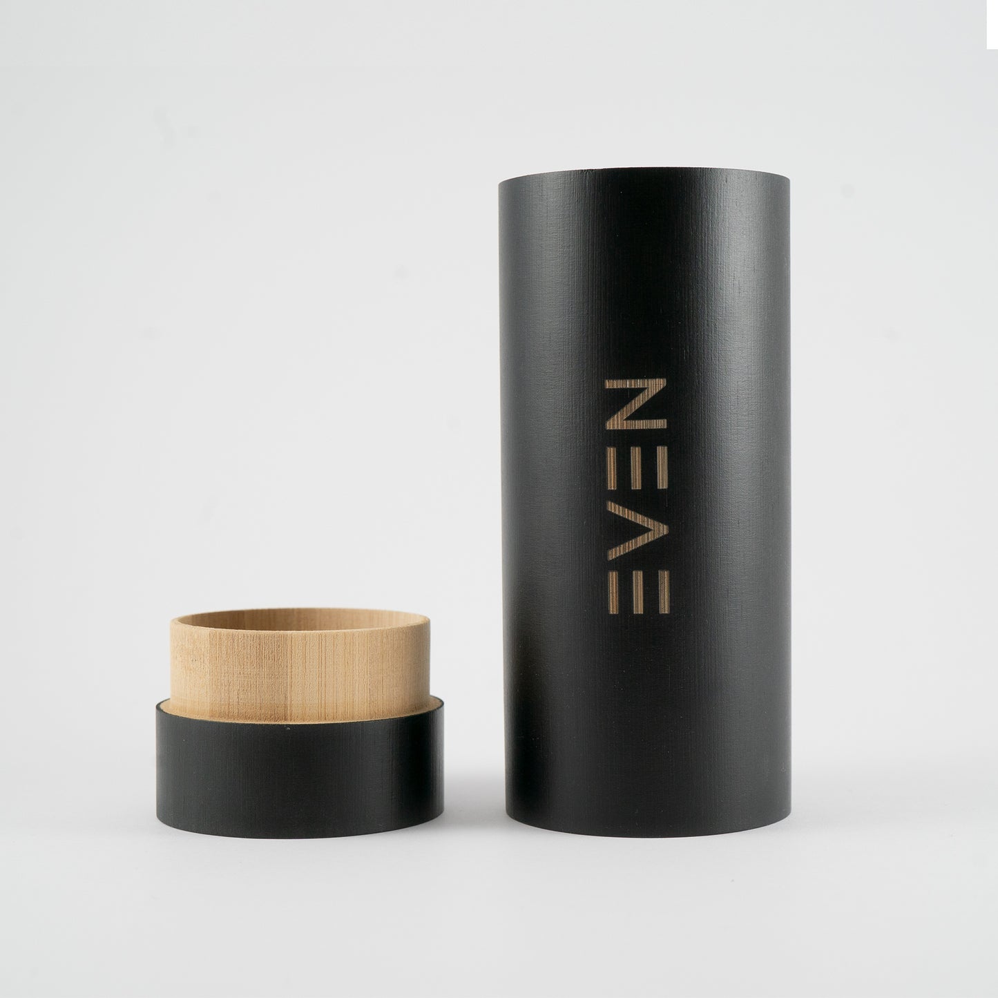 Bamboo case with lid