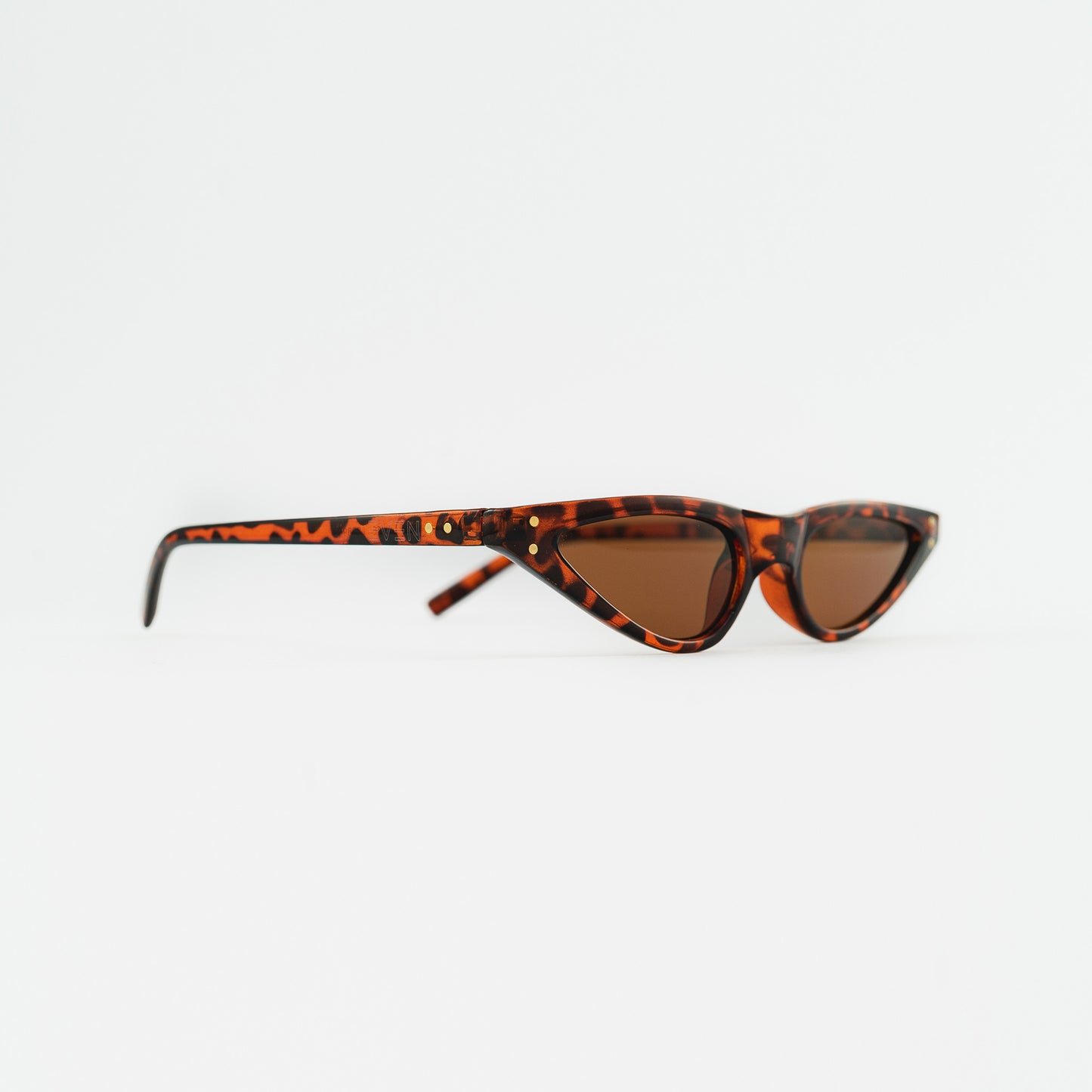 Sunglasses with UV protection - KINKY