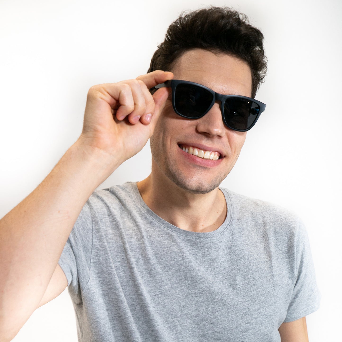 Sunglasses with UV protection - VIMECHO